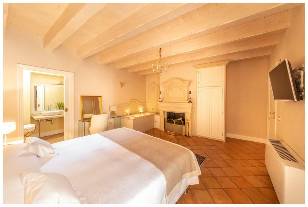 Boutique - Lodge & Suites Crotone Zewnętrze zdjęcie