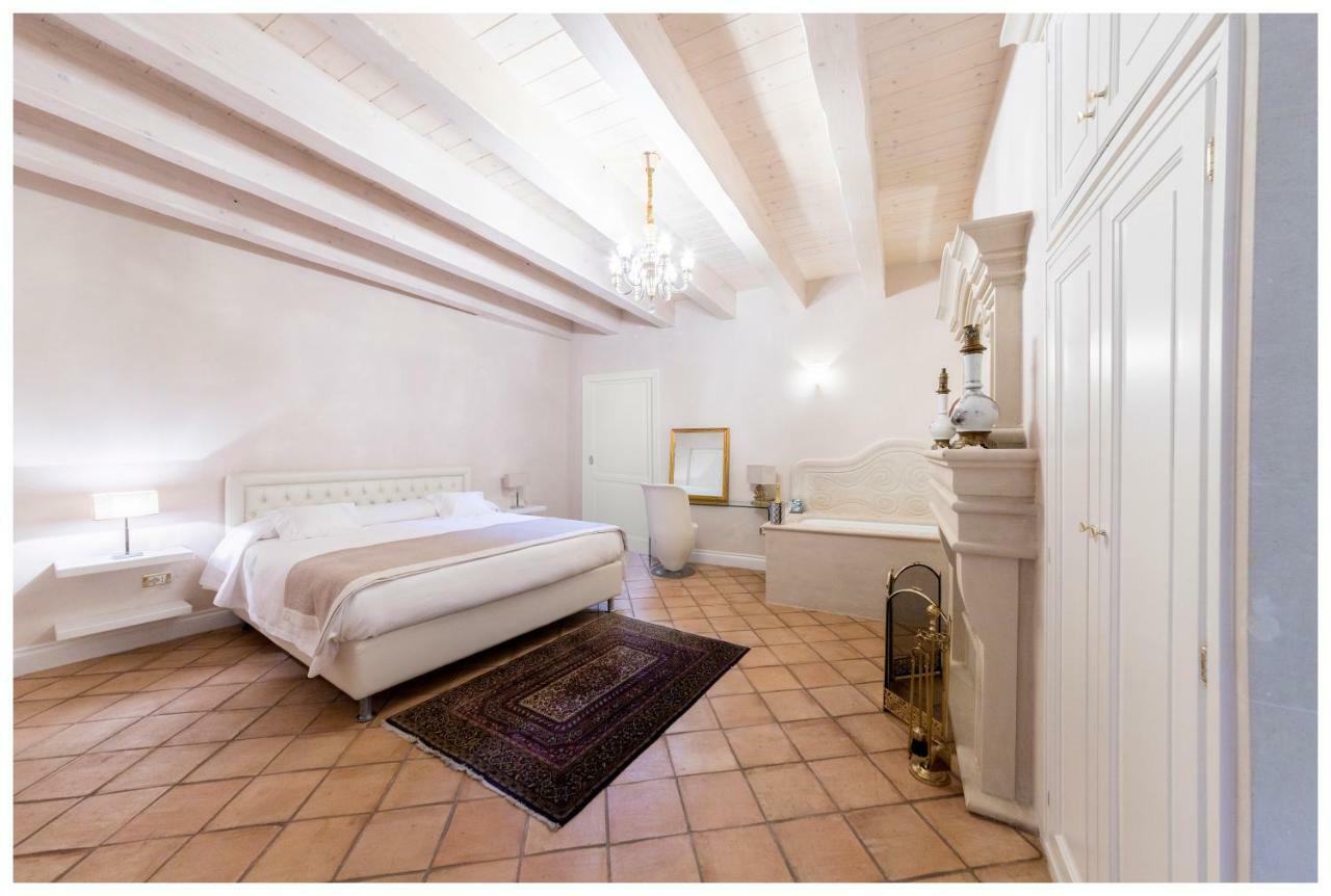 Boutique - Lodge & Suites Crotone Zewnętrze zdjęcie